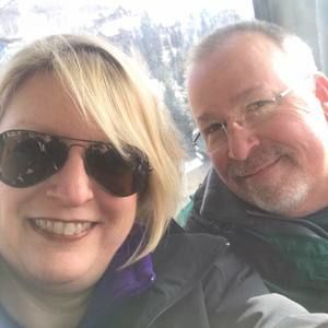 Meet your Posher, Debi